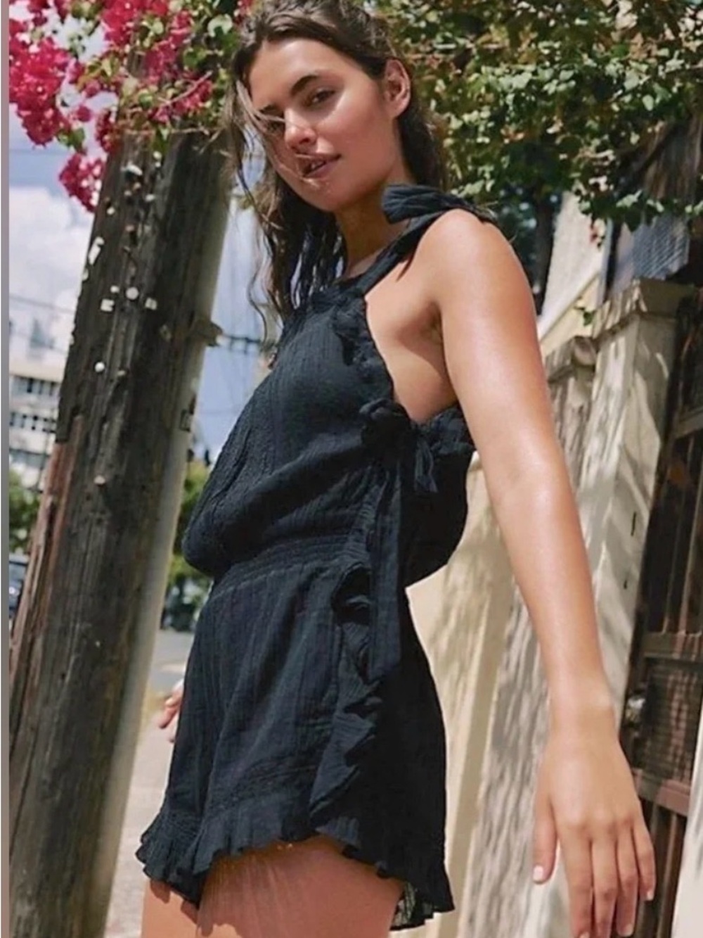New FREE PEOPLE
Feelin' Fancy Romper Size Medium - Picture 14 of 14
